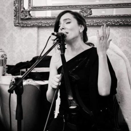 Mounia Chatal Artiste Chanteuse et animatrice d'événements musicaux 15 Mounia-chatal-mariage-cover.jpg